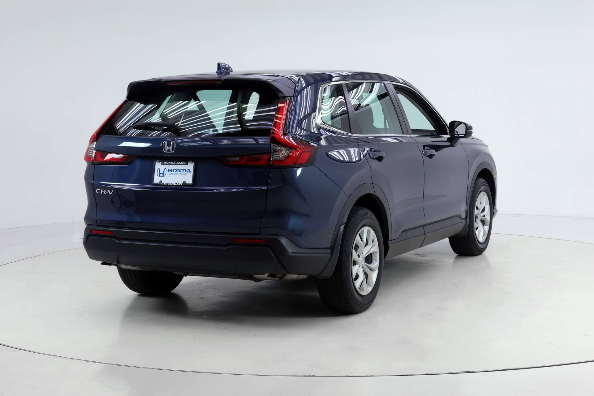 Certified 2023 Honda CR-V LX image 2