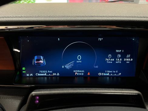 Used 2022 Lincoln Navigator L Reserve image 18