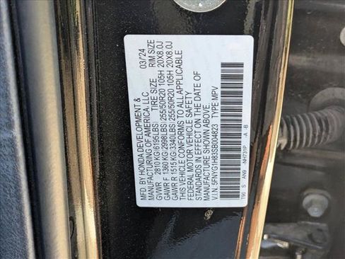 Used 2025 Honda Pilot Elite image 25