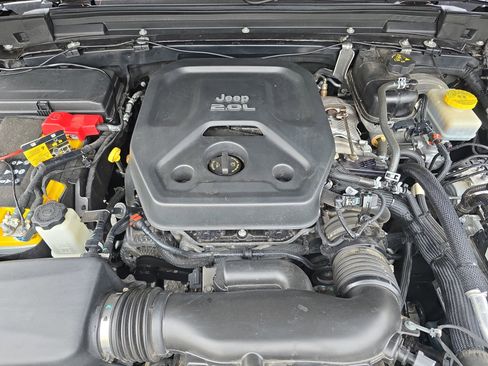 Used 2021 Jeep Wrangler Unlimited Willys image 29