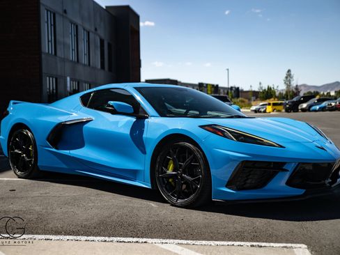 Used 2022 Chevrolet Corvette Stingray Preferred Cpe w/ Z51 Performance Package RWD image 20
