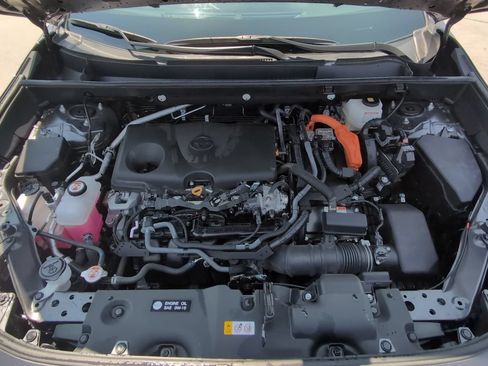 Used 2025 Toyota RAV4 XSE w/ Weather Package AWD/4WD image 34