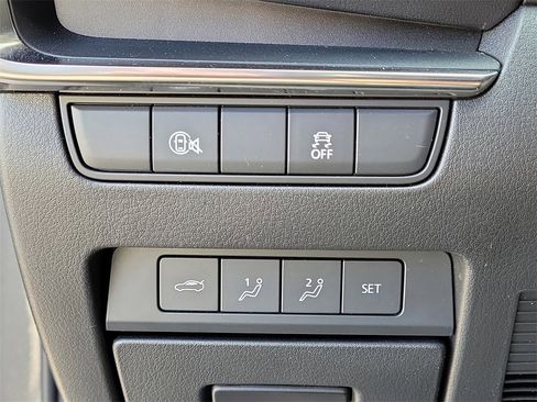 Used 2025 MAZDA MAZDA3 s image 30