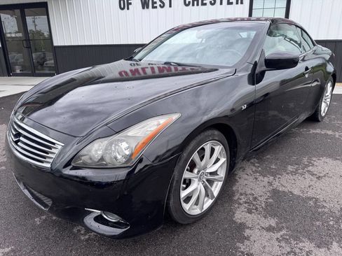 Used 2014 INFINITI Q60 Convertible w/ Premium Package RWD image 3