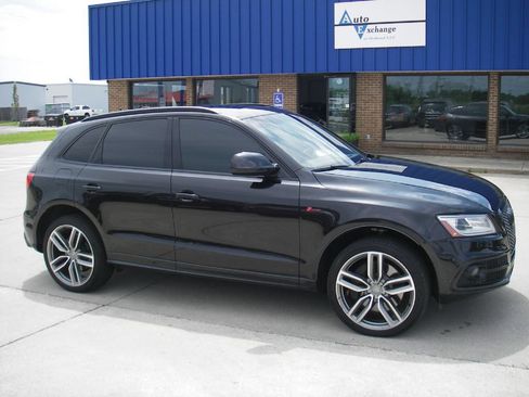 Used 2015 Audi SQ5 Premium Plus w/ Technology Package AWD/4WD image 3