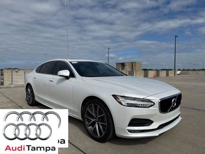 Used 2020 Volvo S90 T6 Momentum w/ Protection Package Premier