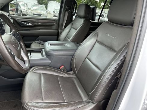 Used 2021 GMC Yukon Denali w/ Denali Premium Package RWD image 15