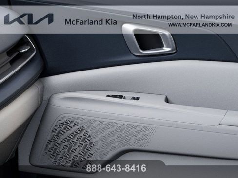 New 2026 Kia Carnival EX FWD image 25