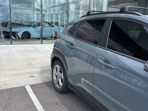 Certified 2022 Hyundai Kona SEL w/ Convenience Package FWD image 3