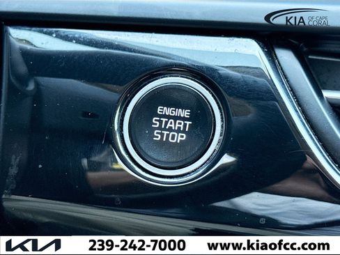 Certified 2024 Kia Seltos S image 33