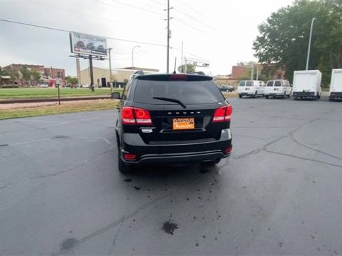 Used 2019 Dodge Journey SE w/ Connectivity Group image 7