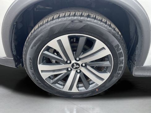 Used 2024 Mitsubishi Outlander Sport SE image 9