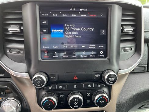 Used 2020 RAM 1500 Laramie AWD/4WD image 27