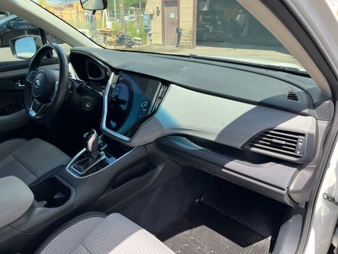 Used 2022 Subaru Outback Premium AWD/4WD image 16