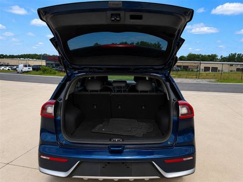 Used 2018 Kia Niro LX FWD image 7