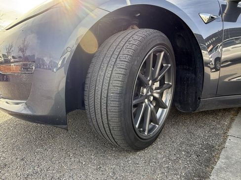 Used 2018 Tesla Model 3 Long Range image 30