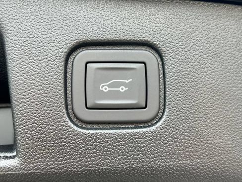 New 2025 Chevrolet Blazer EV RS RWD image 37