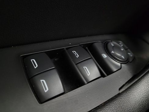 Used 2019 Chevrolet Blazer RS image 27