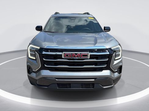 Used 2025 GMC Terrain Elevation w/ Elevation Premium Package AWD/4WD image 2