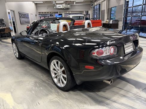 Used 2007 MAZDA MX-5 Miata Grand Touring image 29