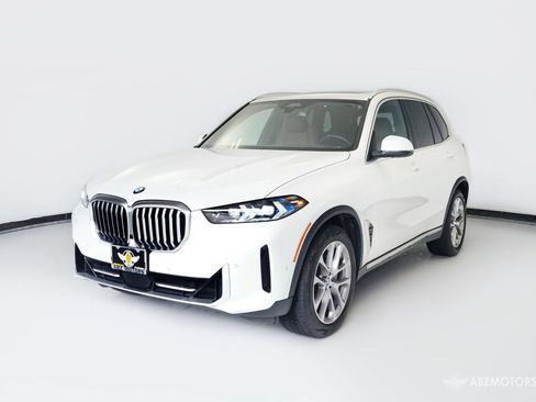 Used 2024 BMW X5 xDrive40i w/ Premium Package AWD/4WD image 2