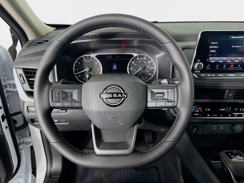 New 2026 Nissan Rogue SV FWD image 12