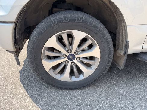 Used 2018 Ford F150 XL w/ Equipment Group 101A Mid AWD/4WD image 25