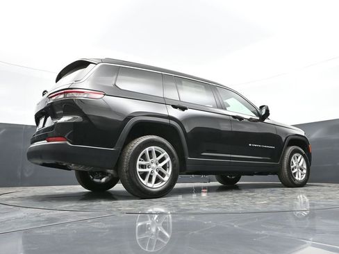 New 2026 Jeep Grand Cherokee L Laredo w/ MOPAR Finishing Package AWD/4WD image 39