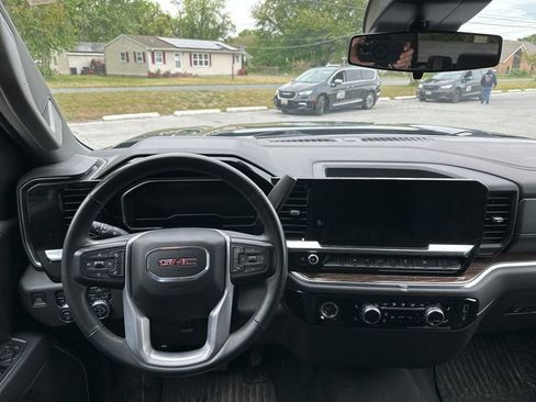 Used 2023 GMC Sierra 1500 Elevation AWD/4WD image 12