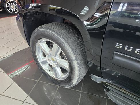 Used 2014 Chevrolet Suburban LS w/ All-Star Edition AWD/4WD image 36