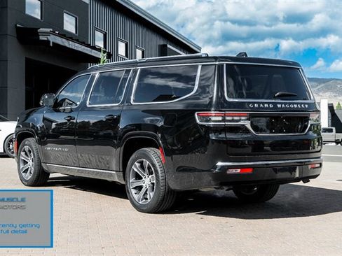 Used 2024 Jeep Grand Wagoneer L 4WD image 2