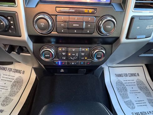 Used 2021 Ford F350 Lariat w/ FX4 Off-Road Package image 29