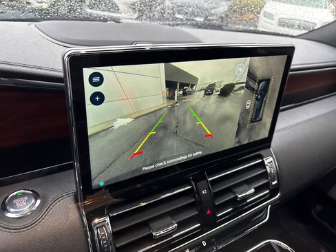 Certified 2024 Lincoln Navigator Reserve image 20