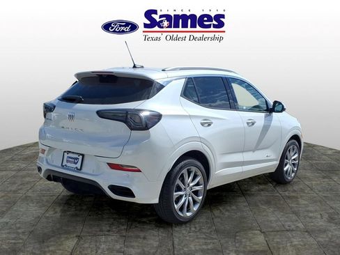 Used 2025 Buick Encore GX Avenir w/ Avenir Technology Package FWD image 3