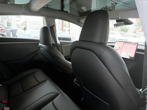 Used 2026 Tesla Model 3 RWD image 28