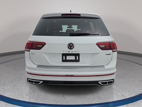 Used 2022 Volkswagen Tiguan SEL R-Line AWD/4WD image 6