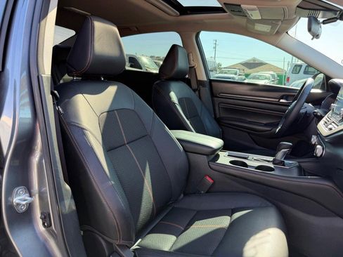 Used 2020 Nissan Altima 2.0 SR FWD image 20