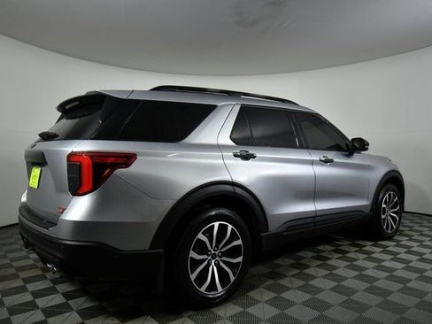 Used 2020 Ford Explorer ST w/ Premium Technology Package image 10