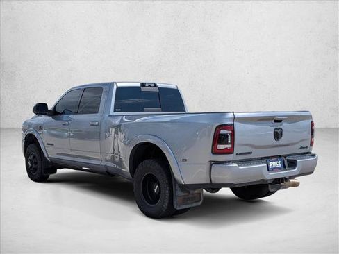 Used 2022 RAM 3500 Laramie AWD/4WD image 8