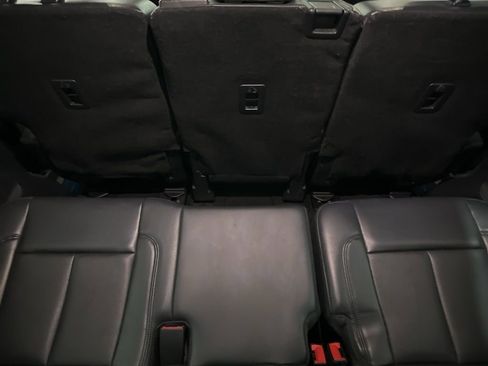 Used 2024 Ford Expedition XLT RWD image 14