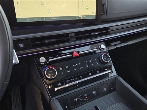 Used 2025 Hyundai Santa Fe Calligraphy image 29