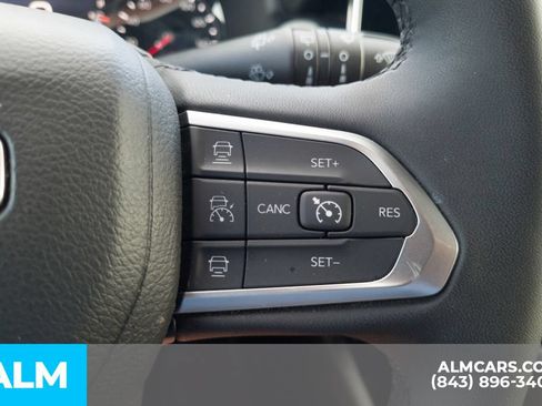 Used 2025 Jeep Compass Limited AWD/4WD image 11