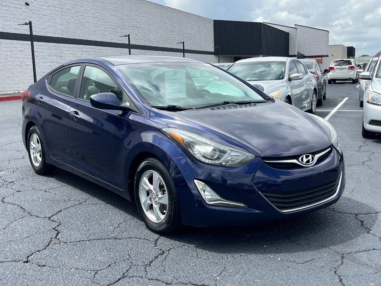 Used 2014 Hyundai Elantra SE FWD image 4