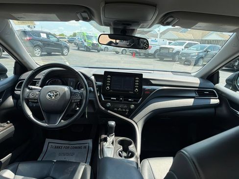Used 2021 Toyota Camry SE FWD image 18