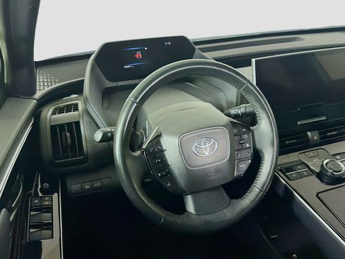 Used 2025 Toyota bZ4X AWD w/ Weather Package image 18