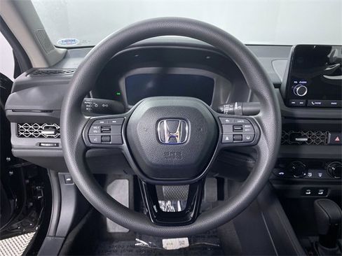 New 2025 Honda Accord SE image 17