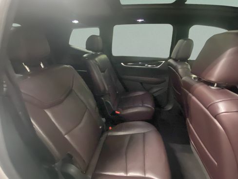 Used 2020 Cadillac XT6 Premium Luxury FWD image 22