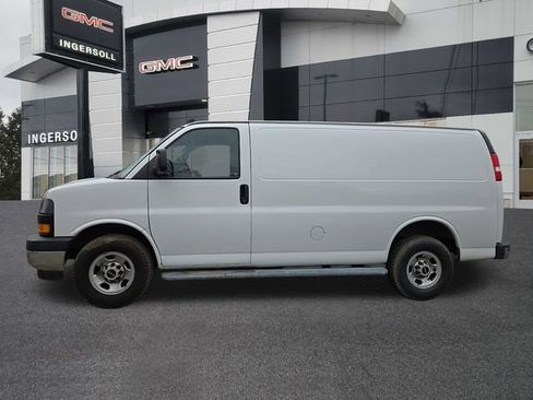Used 2021 GMC Savana 2500 w/ Driver Convenience Package RWD image 22