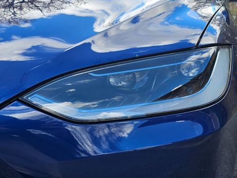 Used 2024 Tesla Model X image 28