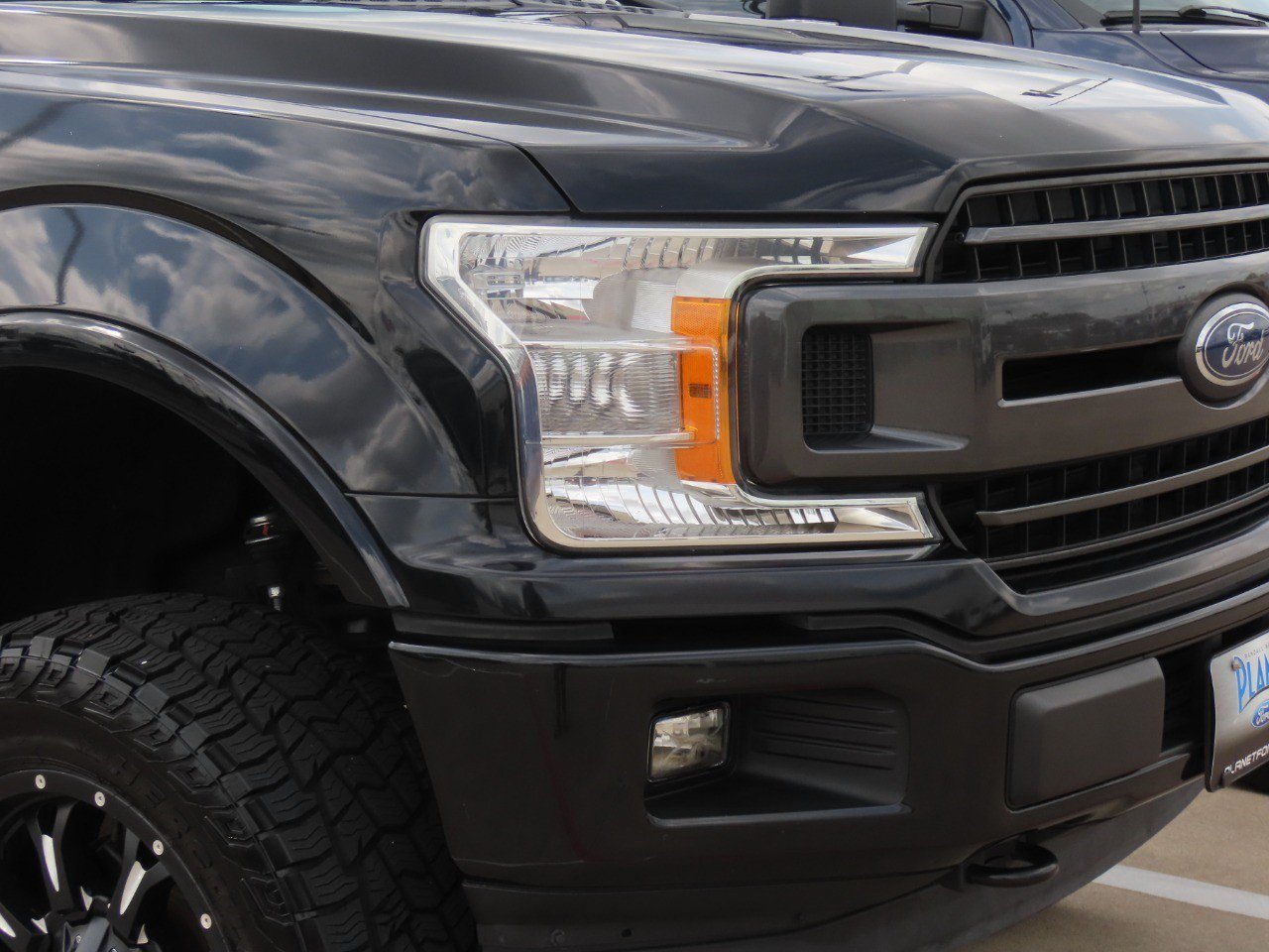 Used 2019 Ford F150 XLT w/ Equipment Group 301A Mid AWD/4WD image 5